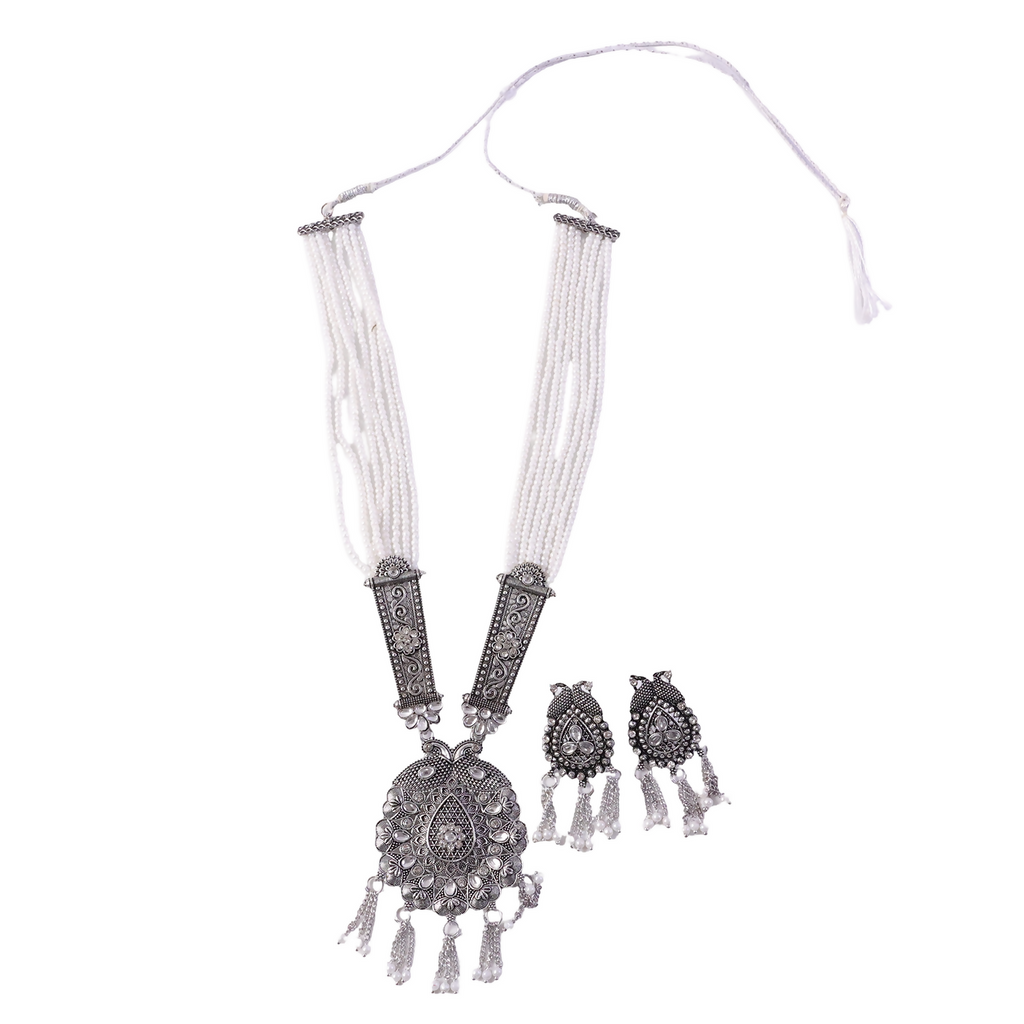 Traditional Pearl Necklace with Designer Pendant Set